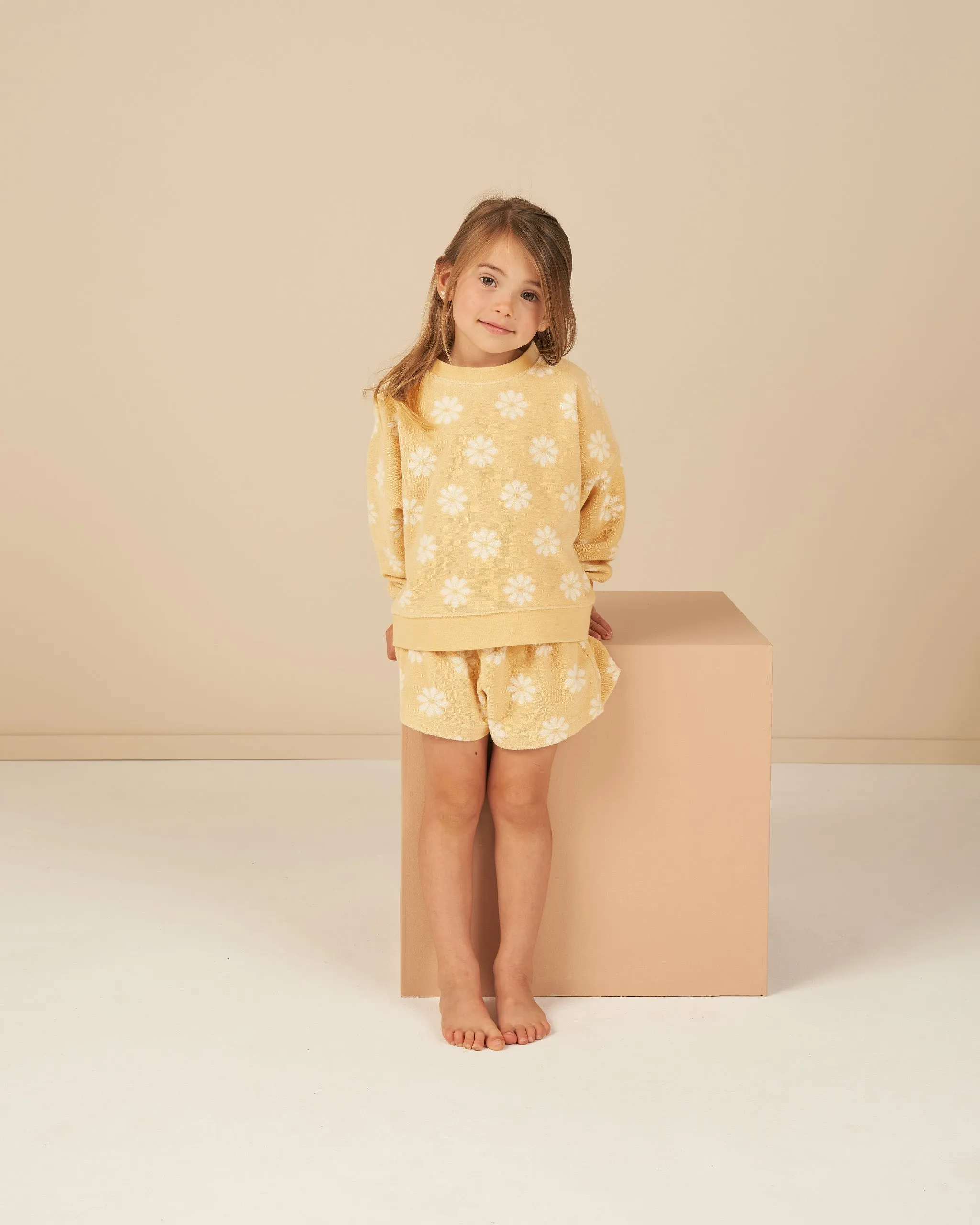 Boxy Pullover | Daisy Yellow