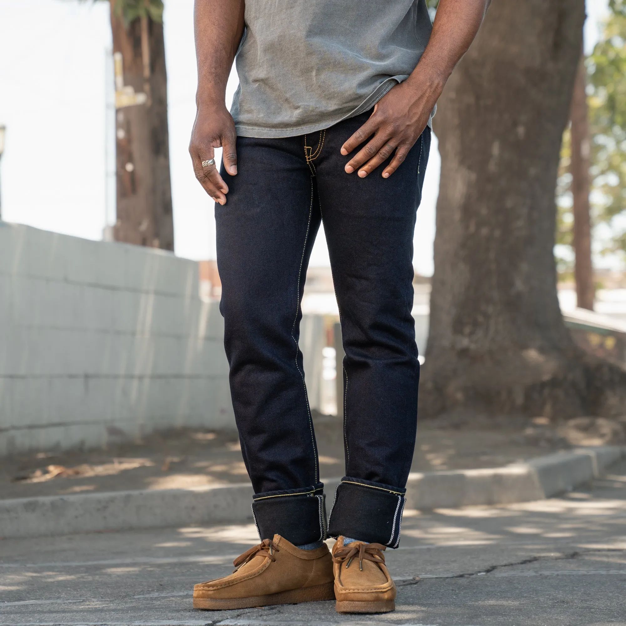 Iron Heart IH-777S-21ib 21oz Selvedge Denim Slim Tapered Jean Indigo/ Black FINAL SALE