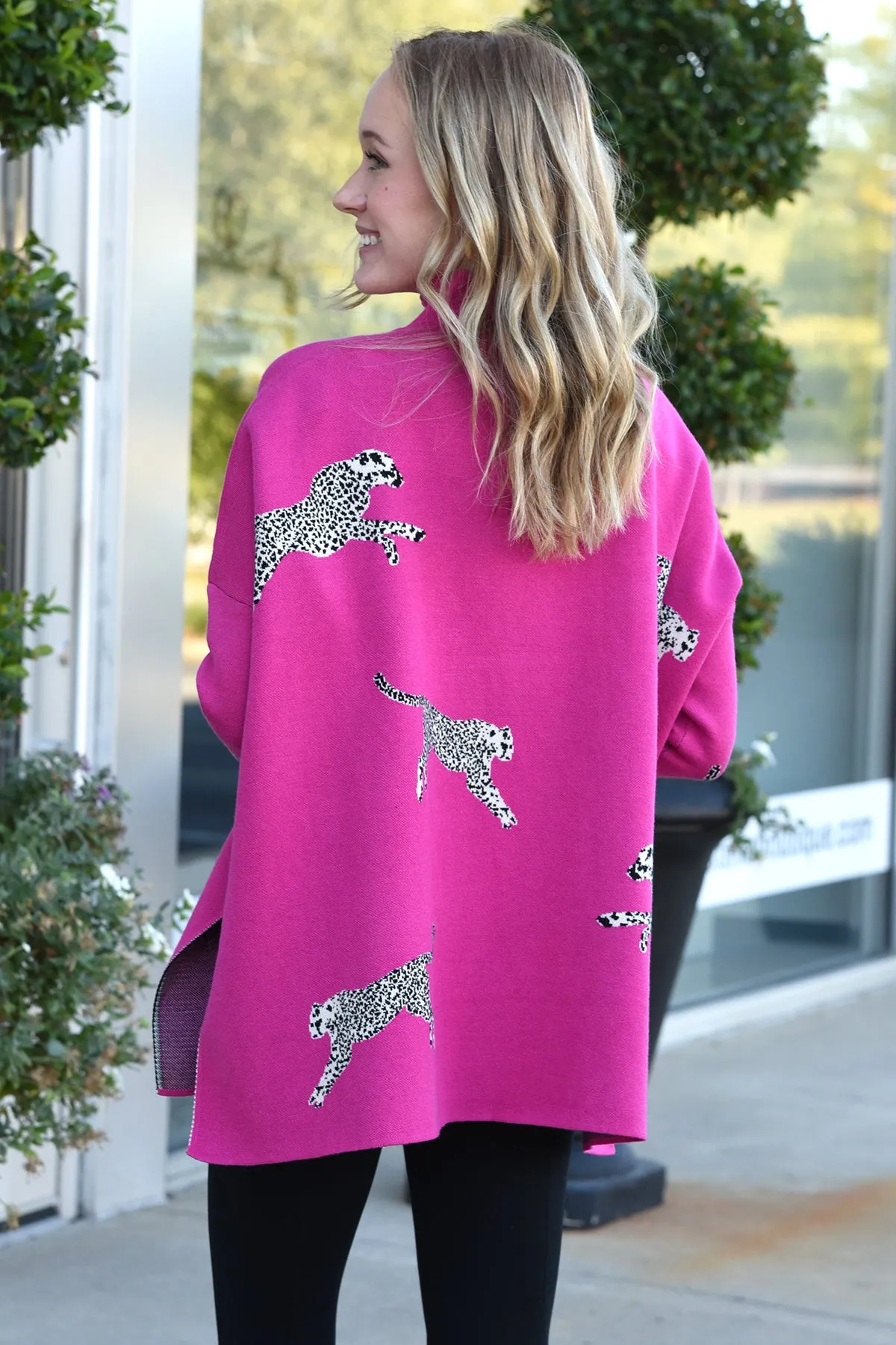 **RESTOCK** ON THE PROWL SWEATER -PINK