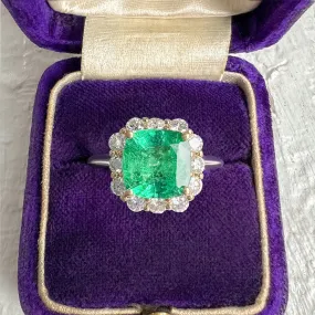 Vintage Emerald & Diamond Ring